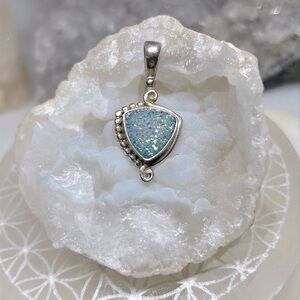 Sajen Druzy Pendant